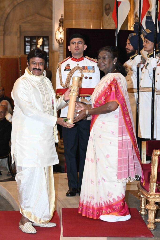Senior Journalist Rakesh Kumar Singh congratulates Telugu Superstar Nandamuri Balakrishna on receiving Padma Bhushan
