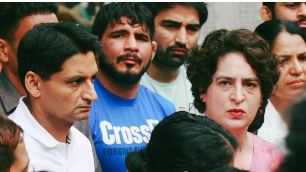 Priyanka Gandhi Halts Convoy to Aid Road Accident Victims in Kerala