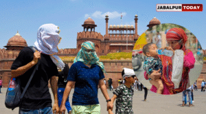 Delhi Boils at 44°C, IMD Issues Yellow Alert Amid Rising Heatwave Threat