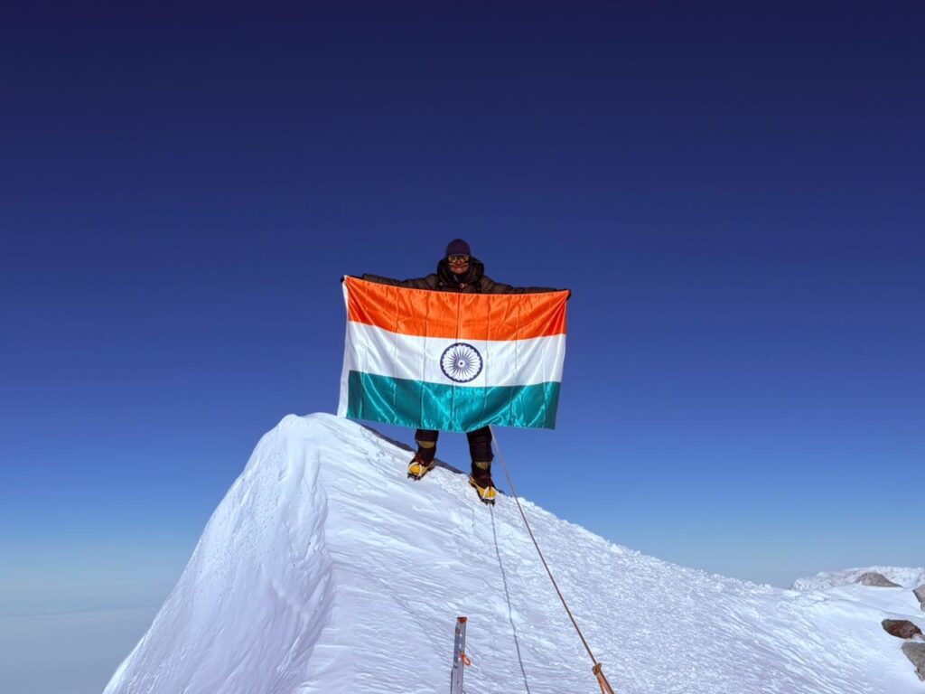 Uttarakhand’s Kavita Chand Conquers Antarctica’s Highest Peak, Hoists Tricolour on Mount Vinson
