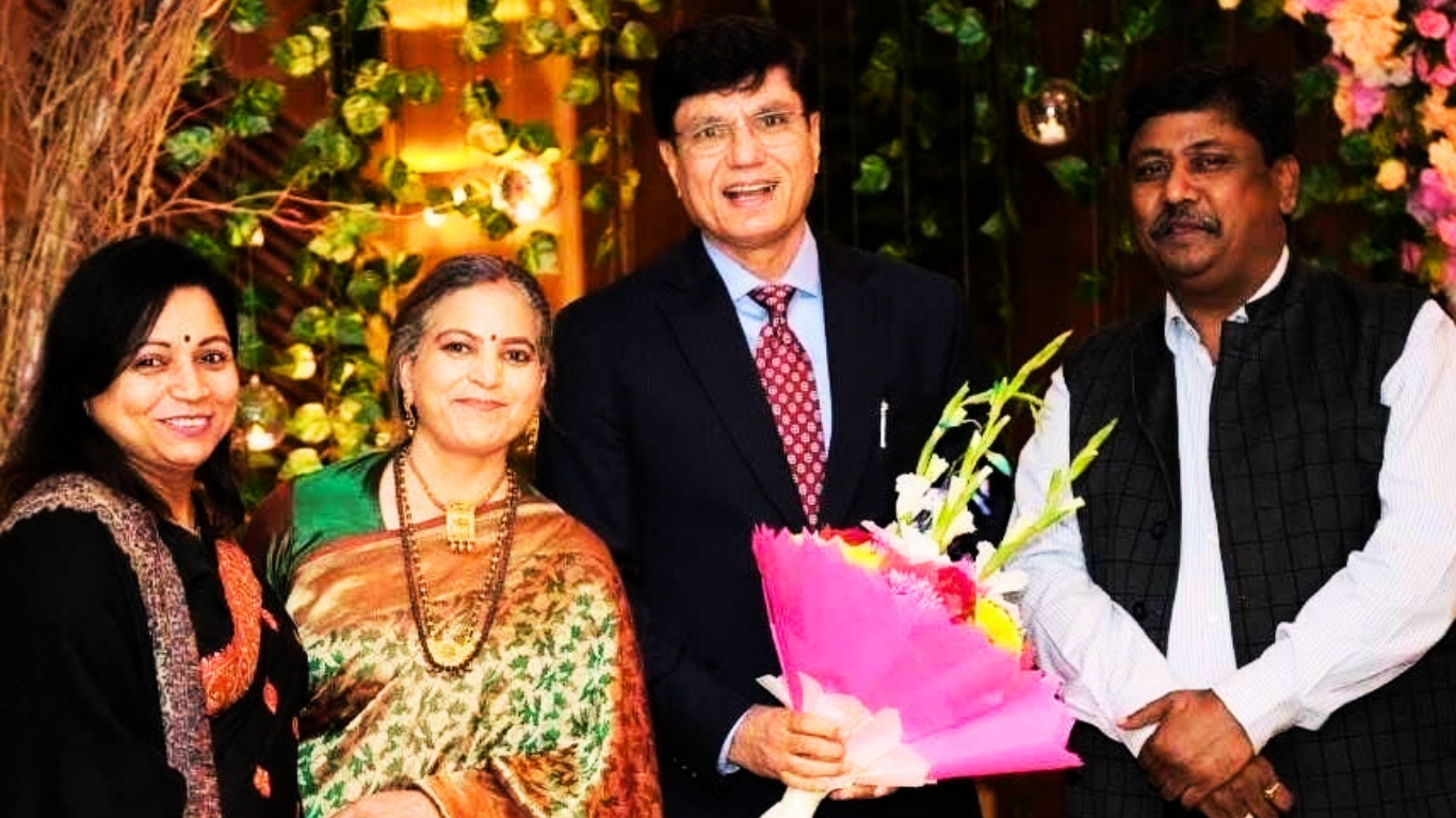 Senior Journalist Rakesh Kumar Singh Pays Tribute to Parliament Attack Investigator Hriday Bhushan on His Retirement