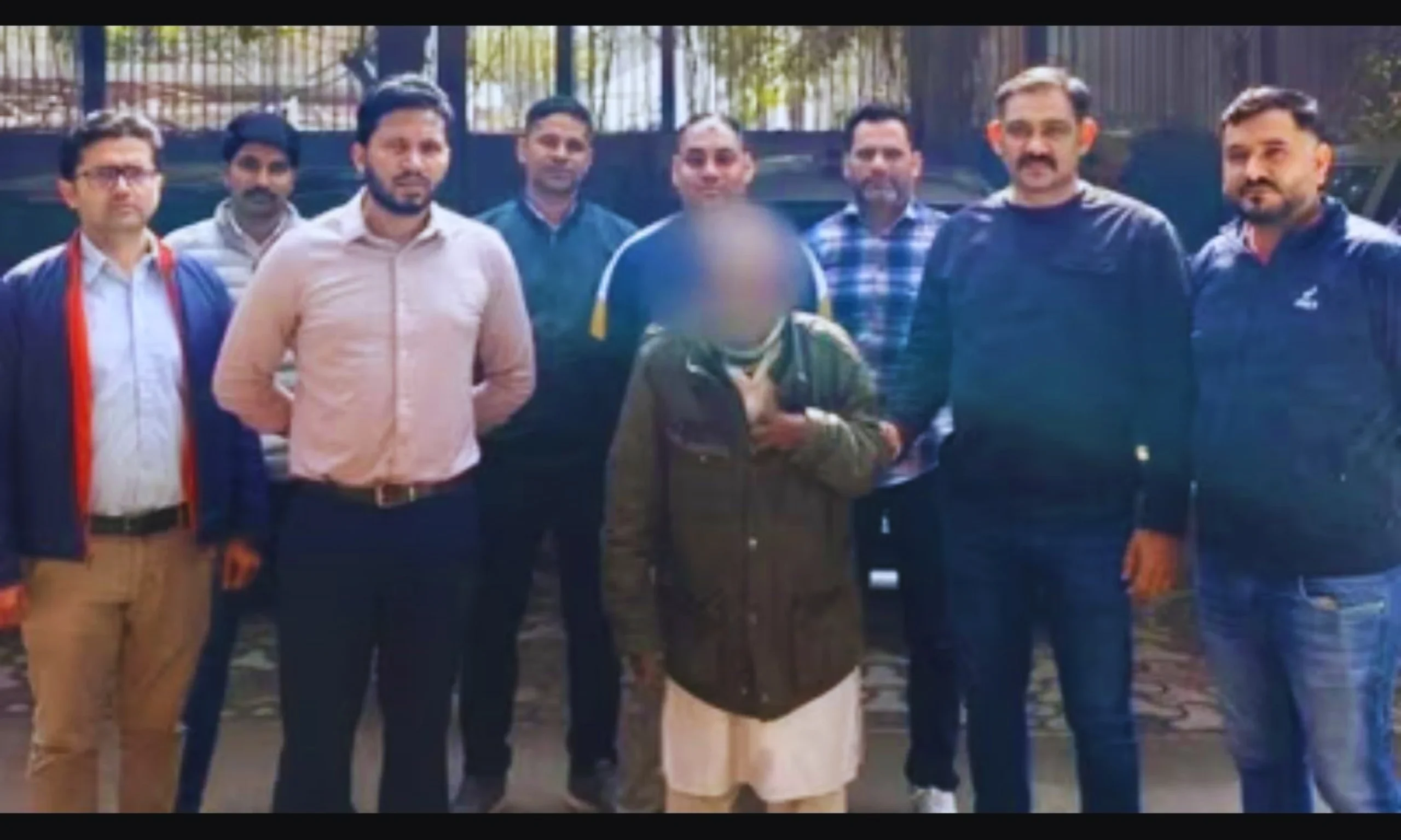 Delhi Triple Murder Case: 'Dhanvarsha Baba' Kamruddin Arrested for Poisoning Victims with Laced Laddoos in Peeragarhi Flyover Horror