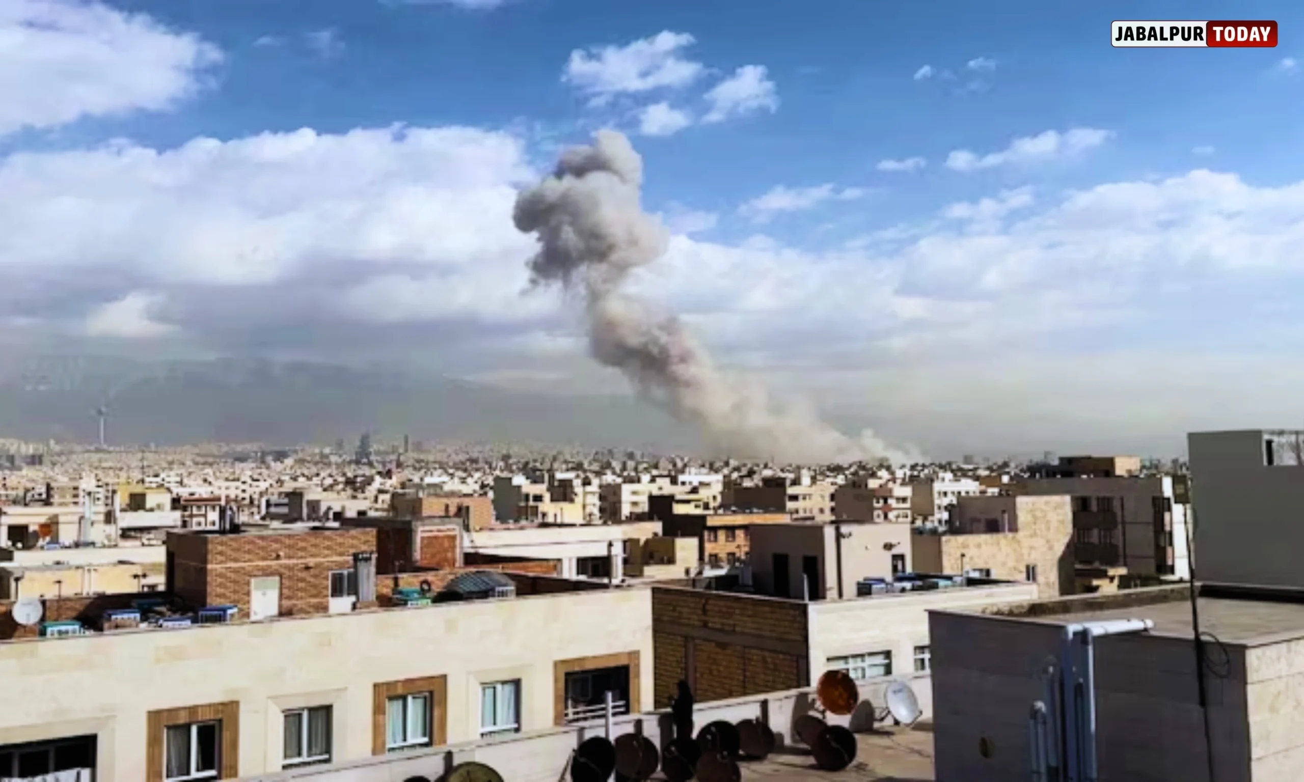 Iran Fires Missiles at US Bases in UAE and Bahrain; Several Countries Close Airspace