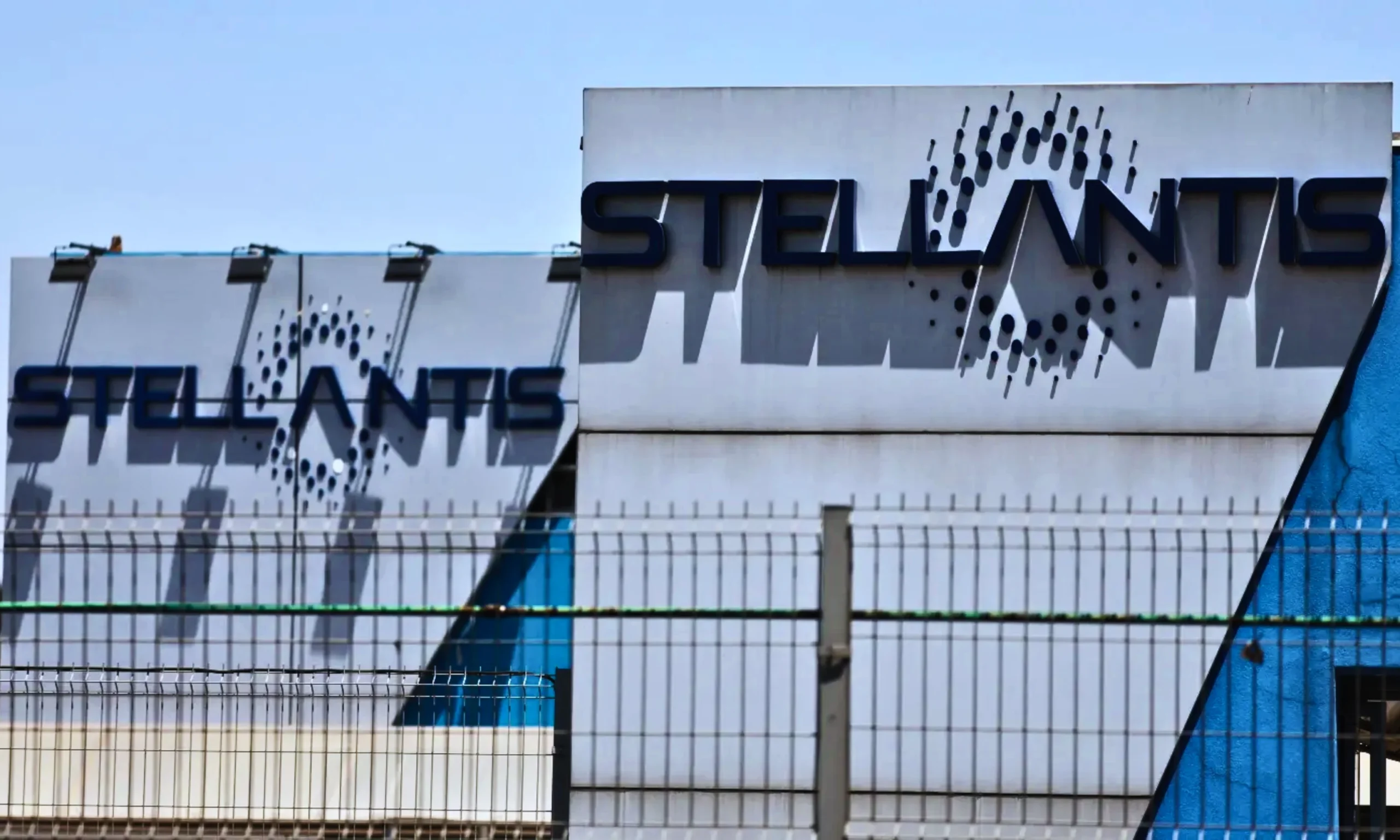 Stellantis Shares Fall 23% After €22.2 Billion ($26 Billion) Charge in Major Business Reset: Key Reasons and 2026 Outlook