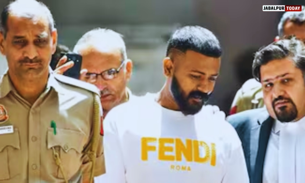 Sukesh Chandrashekar got Bail in AIADMK Money Laundering Case