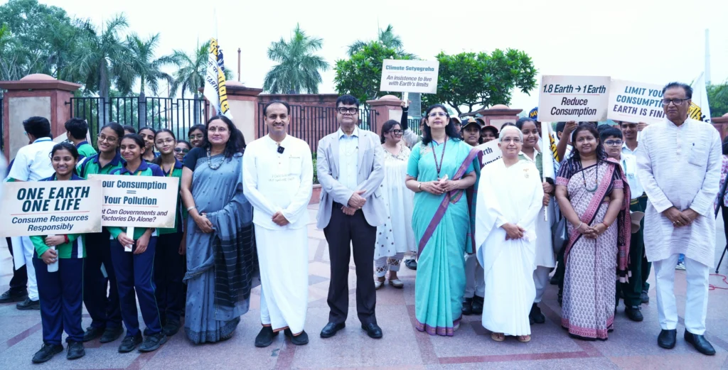 “Solar Man of India” Prof. Chetan Singh Solanki Launches Bharat Climate Satyagraha Yatra from Rajghat
