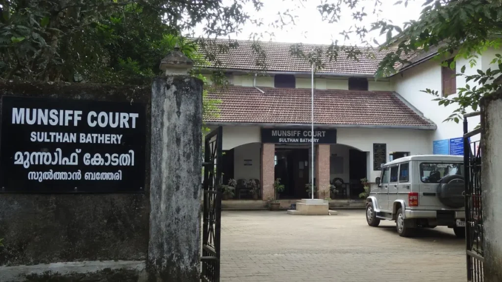 Sulthan Bathery Munsiff Court Issues Interim Injunction to Safeguard Family in Alleged Trespass and Threat Case