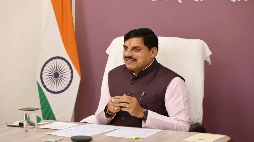 MP Government’s Education Scheme: Over 1.22 Lakh Students to Receive ₹25,000 Directly in Bank Accounts