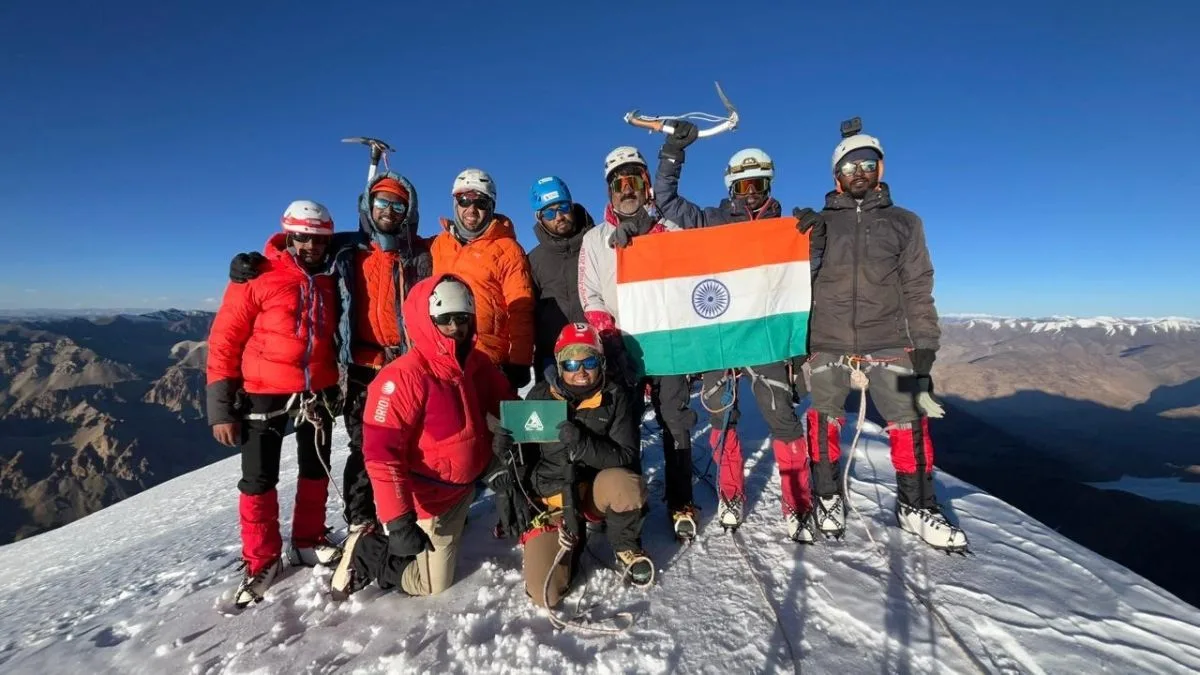 Bengal Climbers Scale Three Unclimbed Peaks in Ladakh, Make History