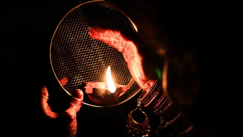 When Is Karva Chauth 2026? Date, Moonrise Time, Puja Muhurat and Rituals